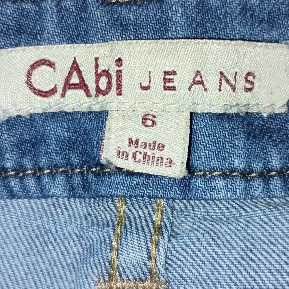 CAbi #751 Brett Boyfriend Medium Wash Jeans Size 6 - Picture 3 of 7